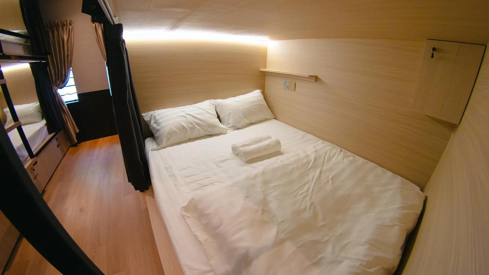 Hostel Concrete Jungle Cabin Kota Kinabalu Malezya